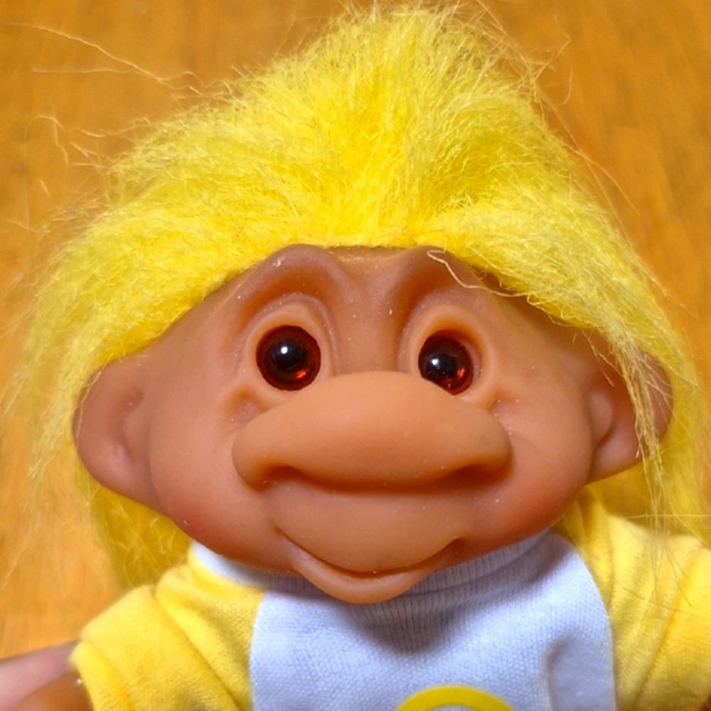 Yellow and Brown Vintage-Style Troll Doll - Picture 6 of 6
